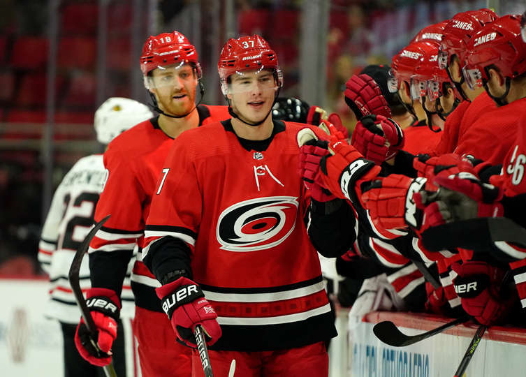 Свечников попал в компанию легенд