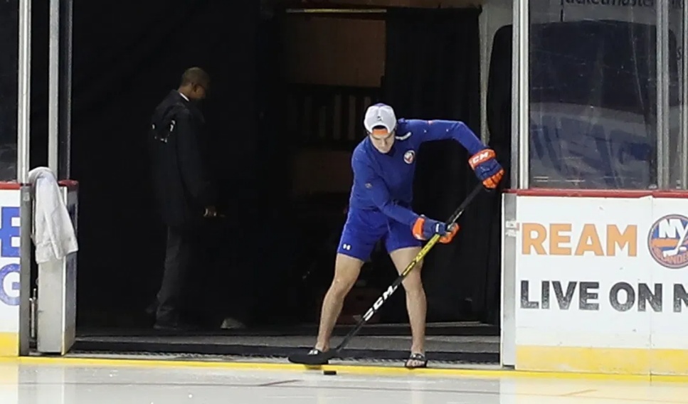 Клубам разрешено открыть тренировочные центры в начале июня