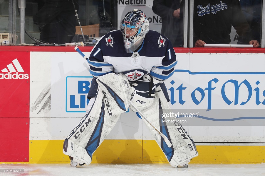 "Виннипег" подписал новый контракт с Комри