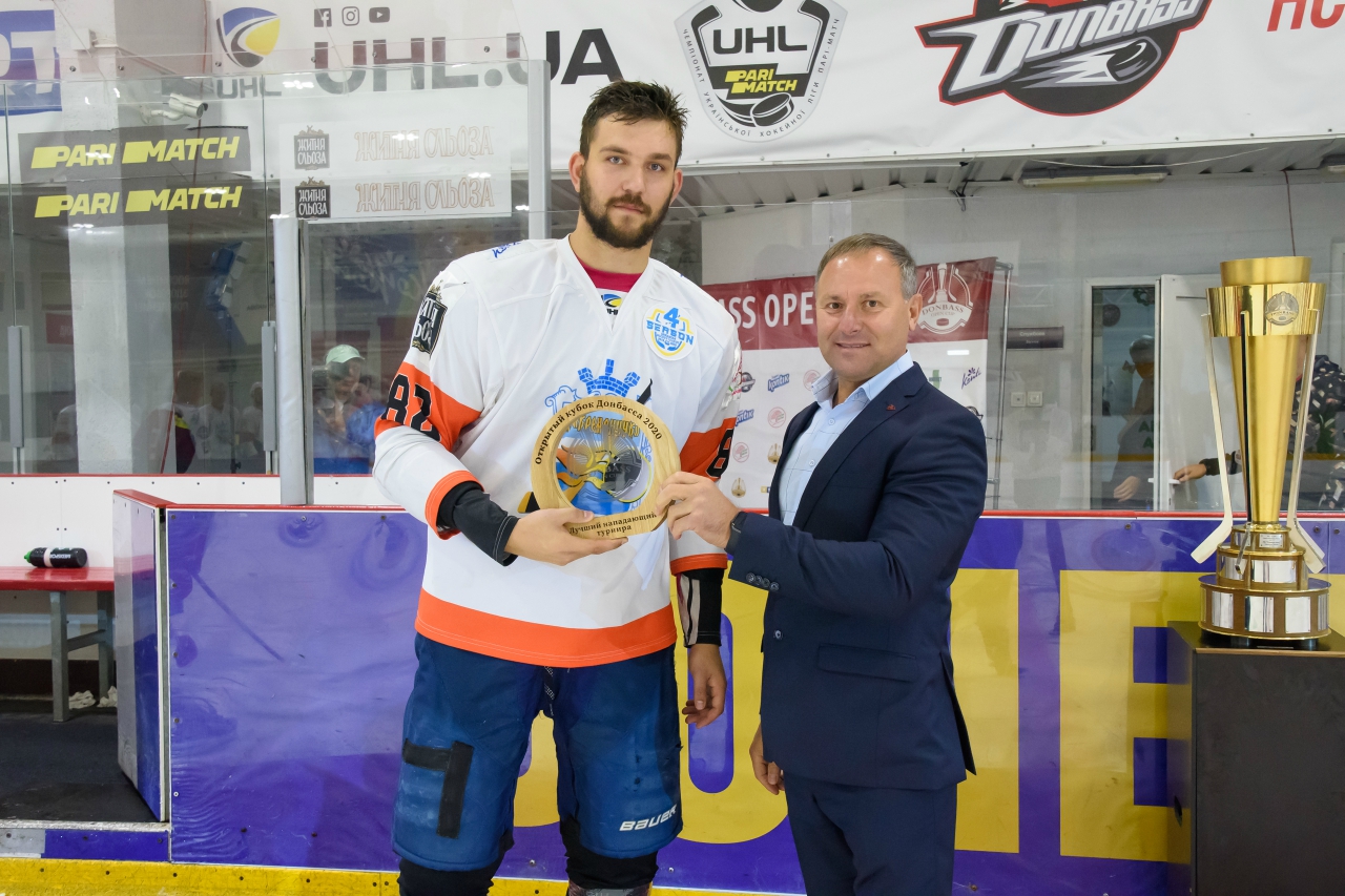 «Кременчук»: Сохранение основы и легионерский опыт