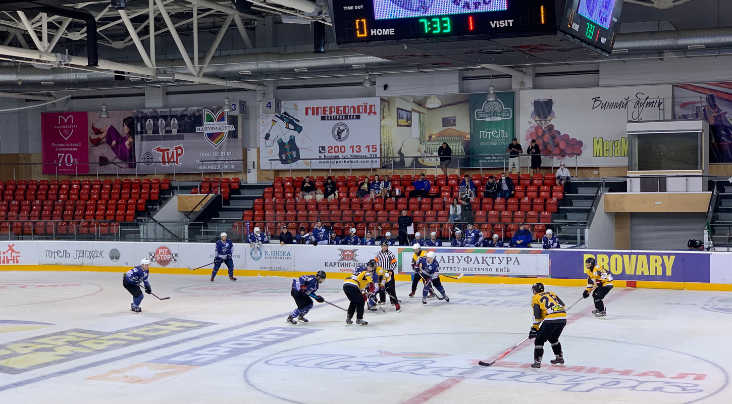 «Белый Барс» в одну шайбу обыграл «Ледяных Волков» в товарищеском поединке  