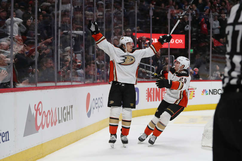 "Колорадо" - "Анахайм" (3:4 ОТ): гол Ракелла за секунду до конца