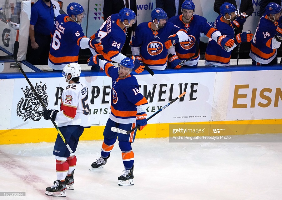 "Айлендерс" - "Флорида" (2:1): "Айлендерс" в фирменном стиле добились успеха