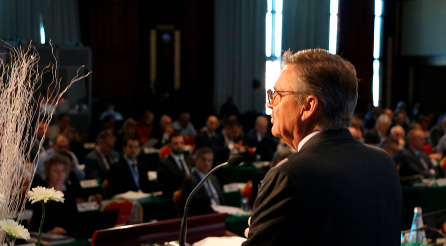 Ежегодный конгресс ИИХФ пройдет в июне