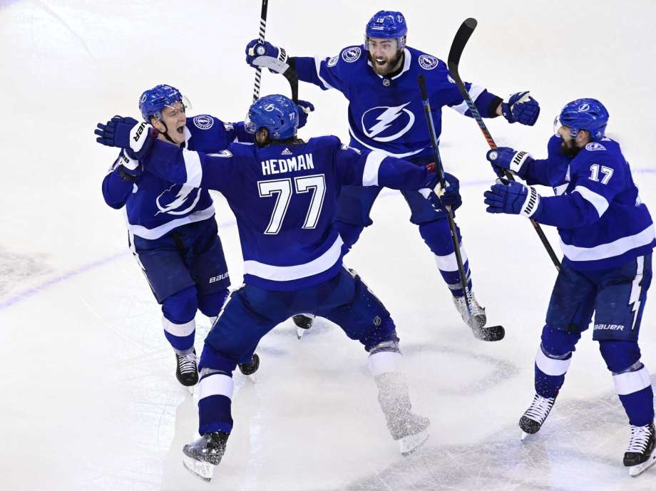 "Тампа-Бэй" - "Бостон" (3:2 2ОТ): "Лайтнинг" победили за Кучерова