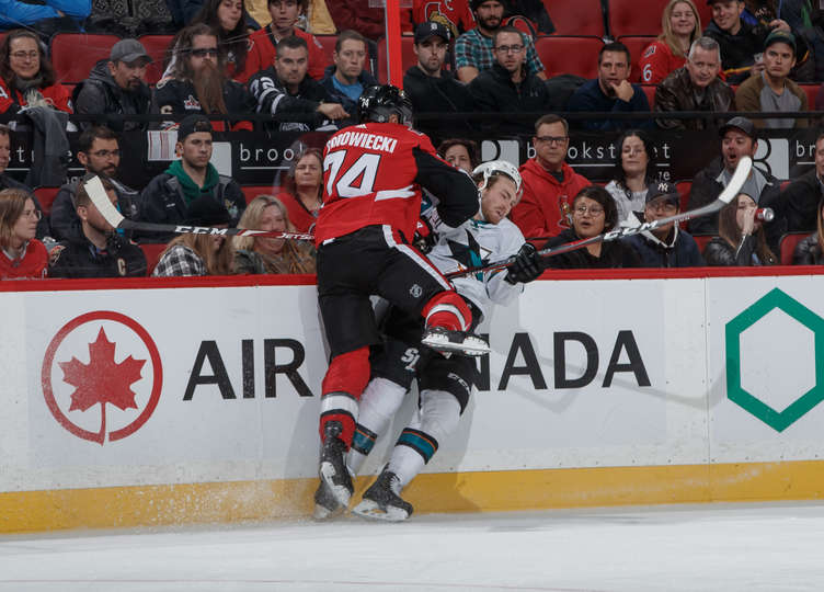 "Оттава" - "Сан-Хосе" (5:2): "Шаркс" снова поплыли вниз