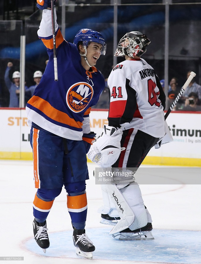 "Айлендерс" - "Оттава" (4:1): 10-я подряд победа "Нью-Йорка"