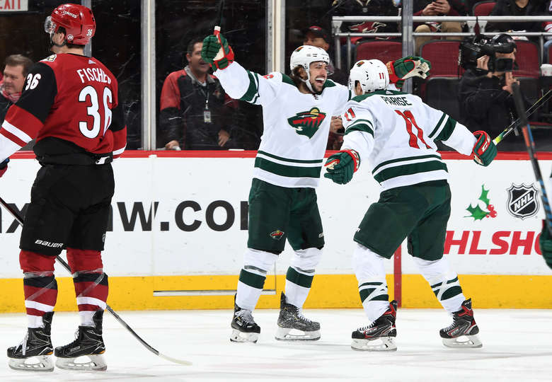 "Аризона" - "Миннесота" (5:8): первое поражение с Холлом