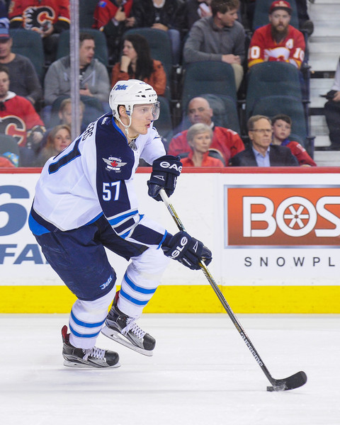 Майерс подписал контракт с "Ванкувером"