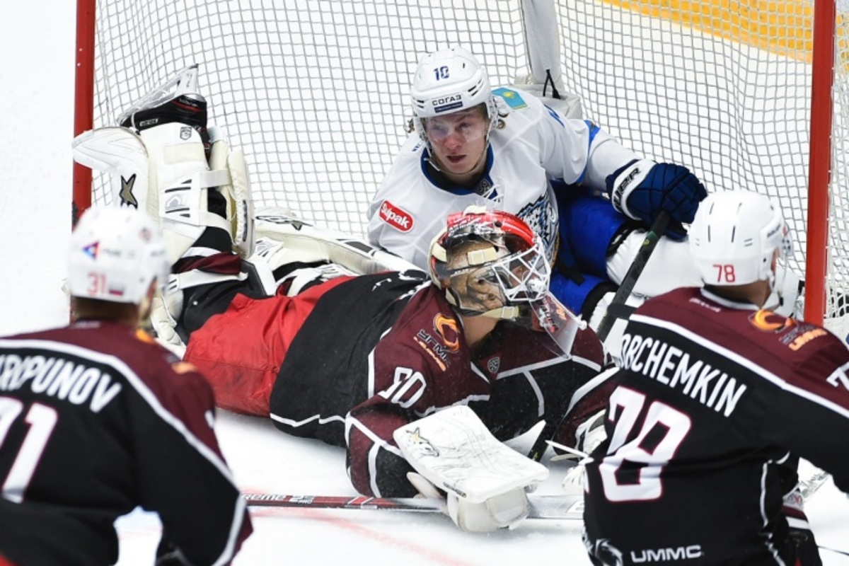 КХЛ: Победный овертайм для «Барыса», разгромная победа финнов и проигрыш минчан (видео)