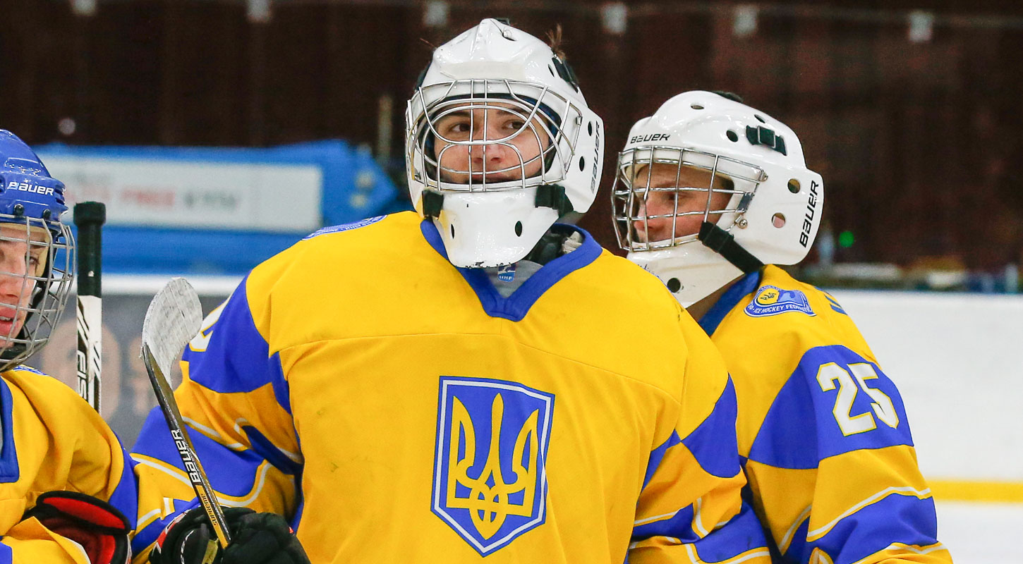 Голкипер «Днепра» проведет сезон в «Ледяных Волках» по договору аренды
