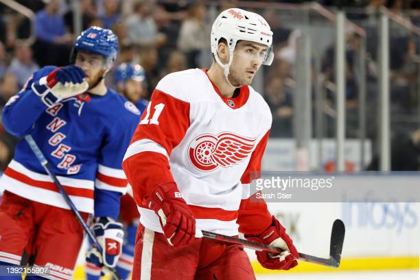 Детройт :новые контракты Задины,Уолмана и Пирсона