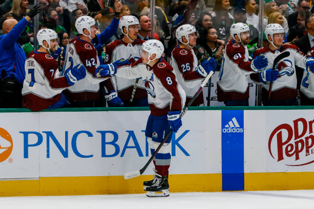 Макар быстрее всех защитников в истории лиги набрал 200 очков в карьере