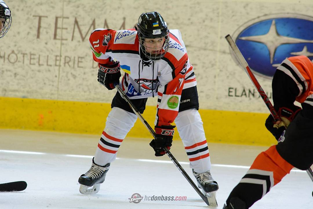 10 молодых украинских хоккеистов до 20 лет, выступающих за рубежом