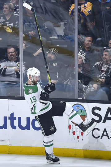 "Лос-Анджелес" - "Даллас" (1:2): пятая подряд победа "Старз"