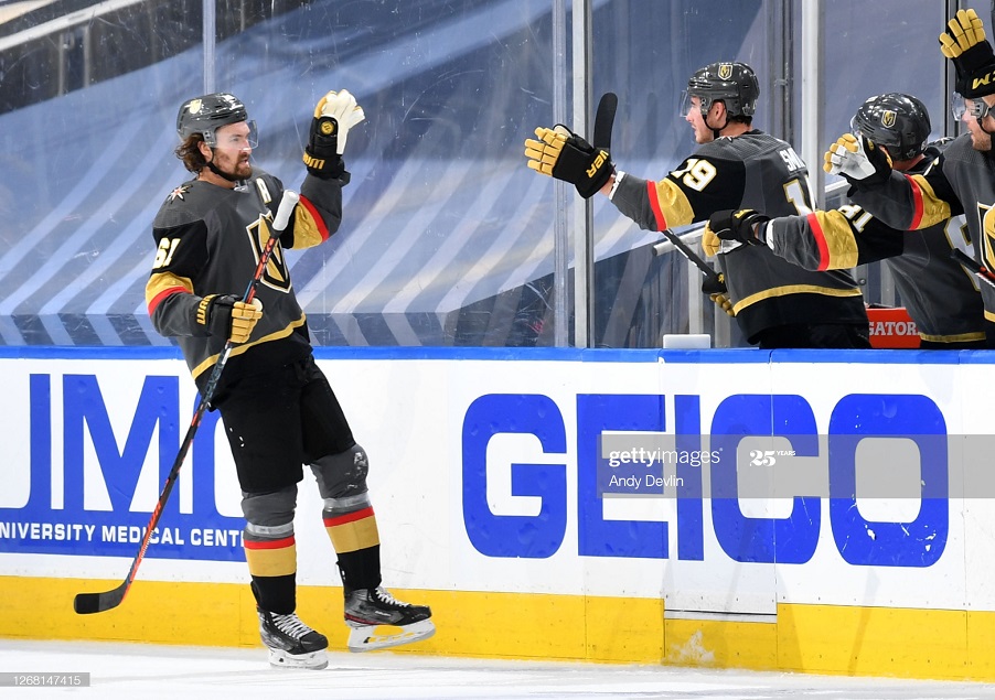 "Вегас" - "Ванкувер" (5:0): тотальное доминирование 