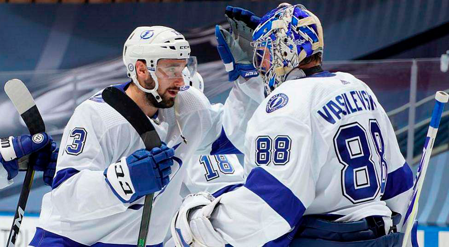 «Лайтнинг» обыграли «Коламбус», «Каролина» потеряла Свечникова, «Вегас» и «Аризона» добыли победы