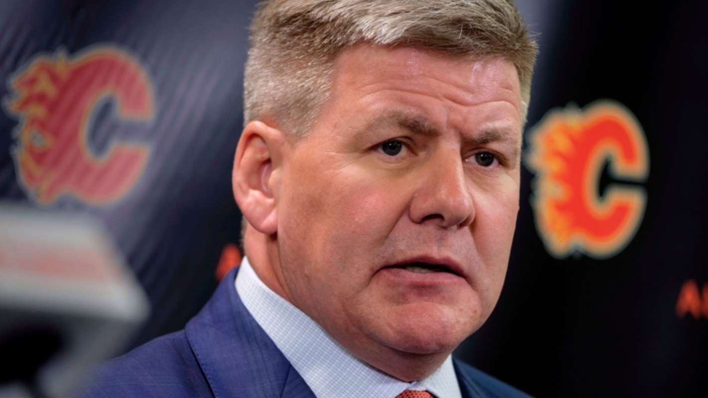 НХЛ: Питерс ушел с поста тренера «Калгари»