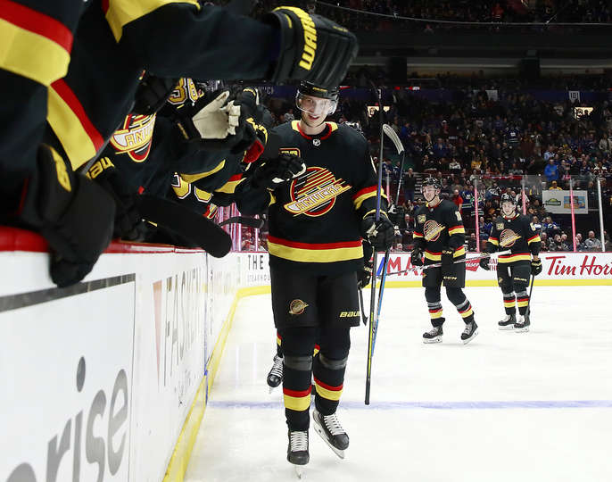 "Ванкувер" - "Нэшвилл" (6:2): "Кэнакс" прервали череду неудач