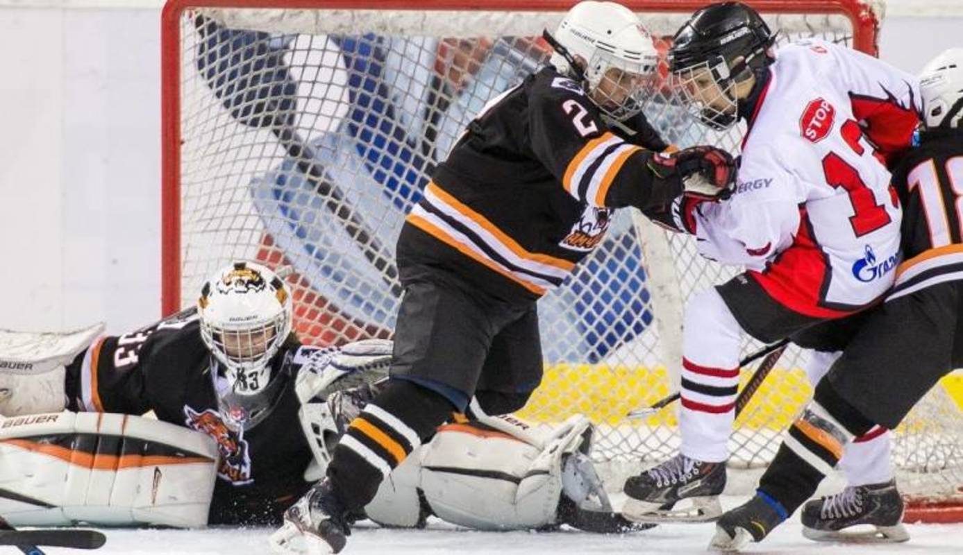 КХЛ: Единственная заброшенная шайба решила исход поединка в Ярославле, победа в Пекине и другие результаты поединков (видео)