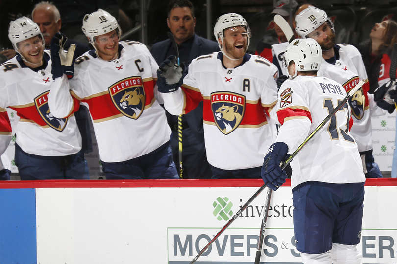 "Нью-Джерси" - "Флорида" (3:5): два защитника-форварда "Пэнтерз"