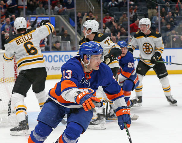 Барзал остается в «Айлендерс» еще на 8 лет