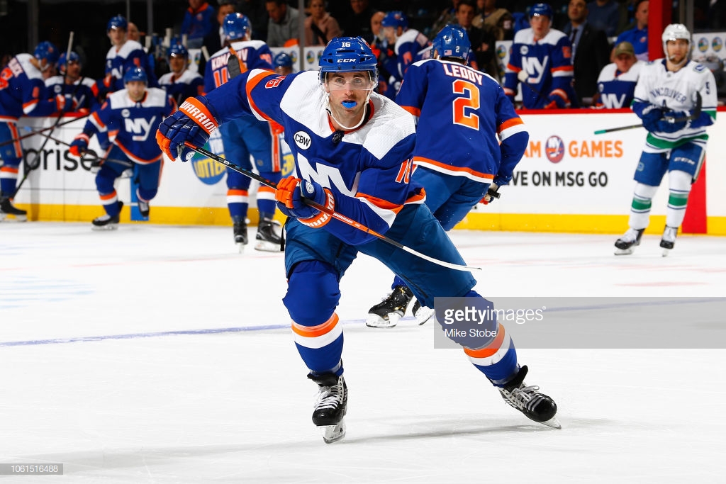 "Айлендерс" поместили Лэдда на уэйвер