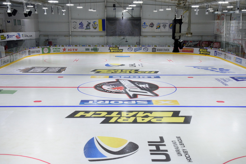 На «Альтаире» готовят лед к старту плей-офф 