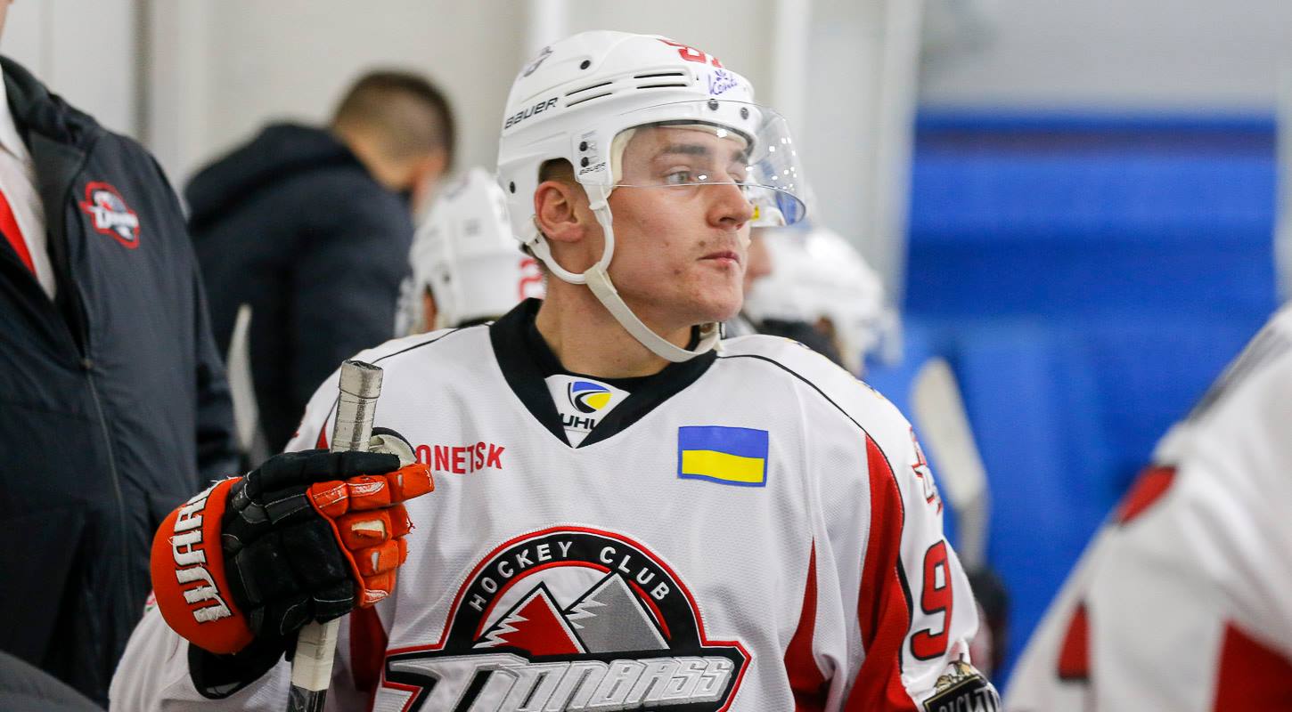 Севастьян Карпенко провёл 21-й выпуск проекта «Уроки физкультуры у тебя дома»