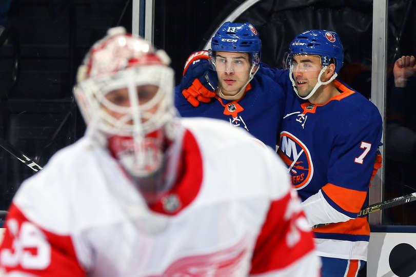 "Айлендерс" - "Детройт" (8:2): три гола за первые восемь минут