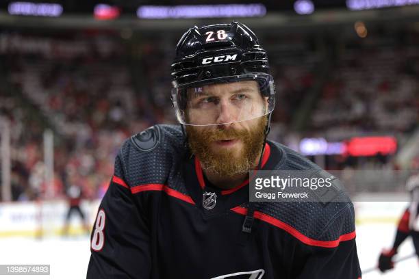 «Тампа-Бэй» отстранила Коула в связи с обвинениями несовершеннолетней Эмили Смит