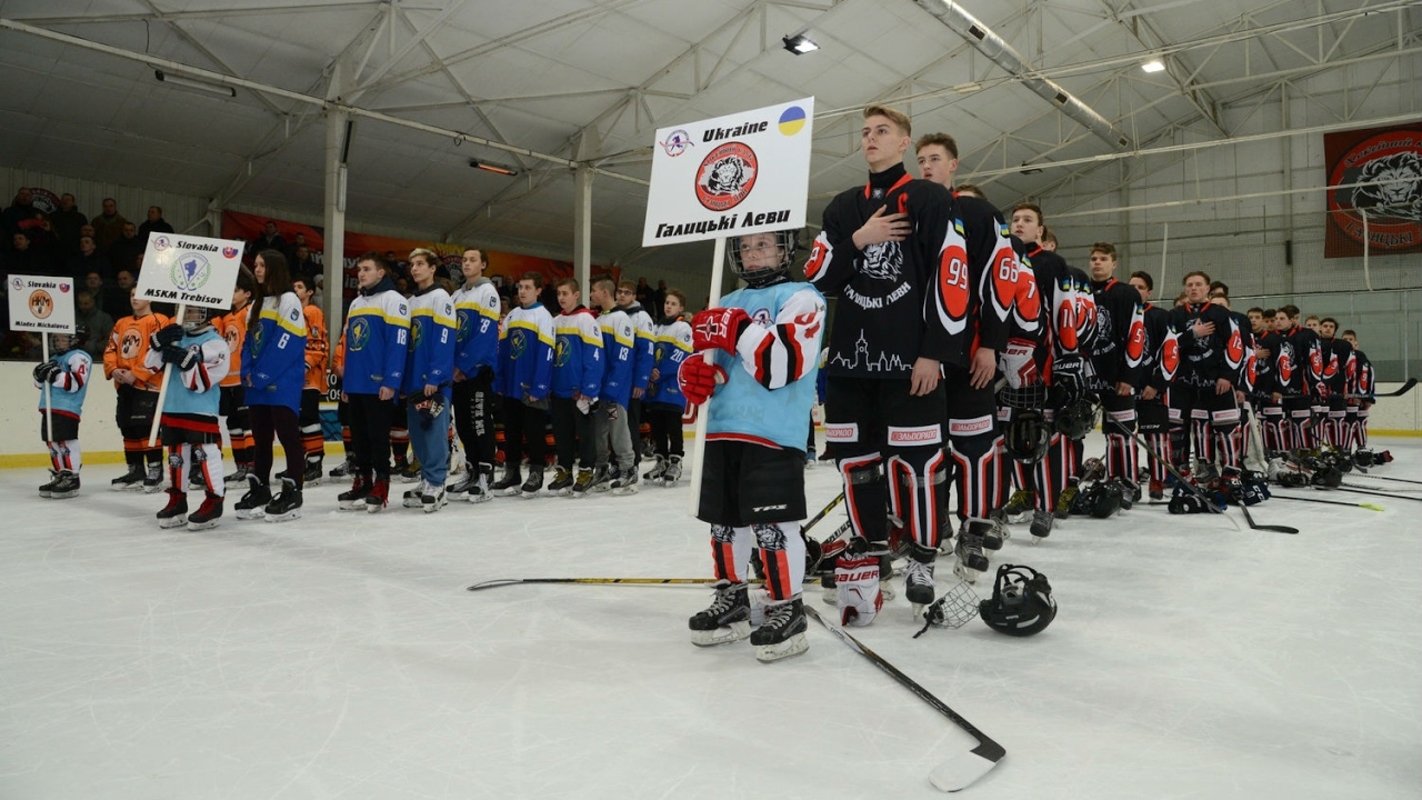 В Новояворовске пройдет второй этап Карпатской молодежной хоккейной лиги