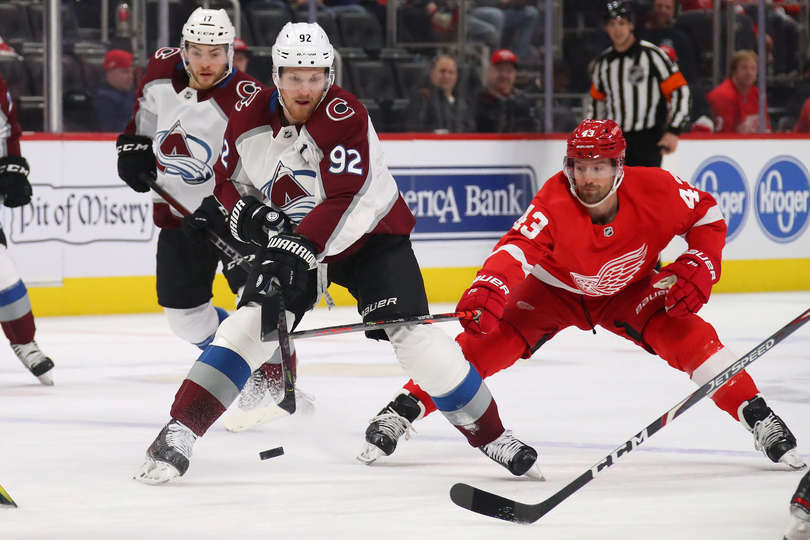 "Детройт" - "Колорадо" (1:2): первый гол Наместникова