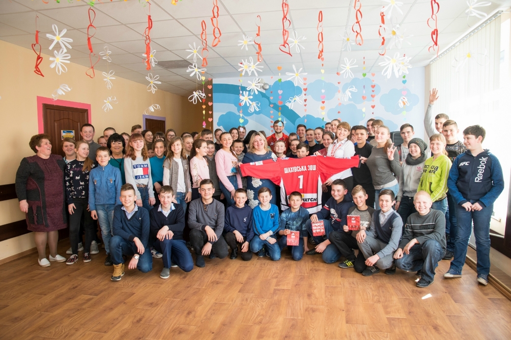 Андрей Григорьев и Вадим Мазур стали почетными гостями церемонии вручения аттестатов в Шахово