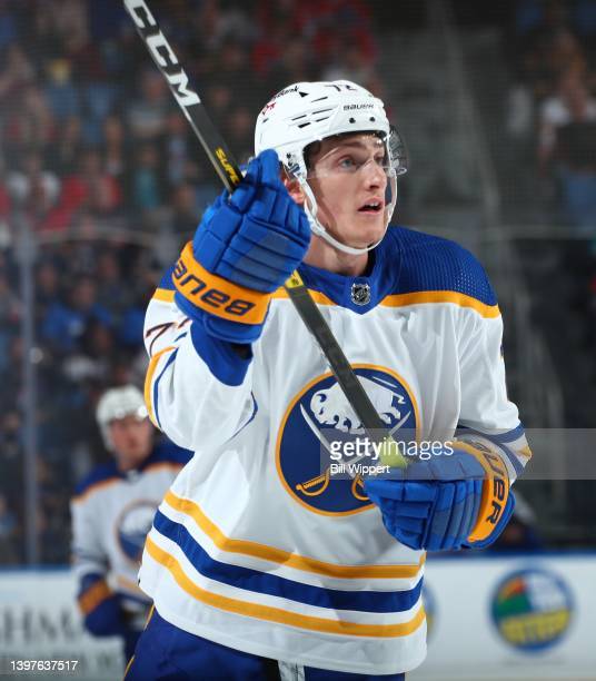 Баффало подписал контракт на 7 лет с Тэйджем Томпсоном