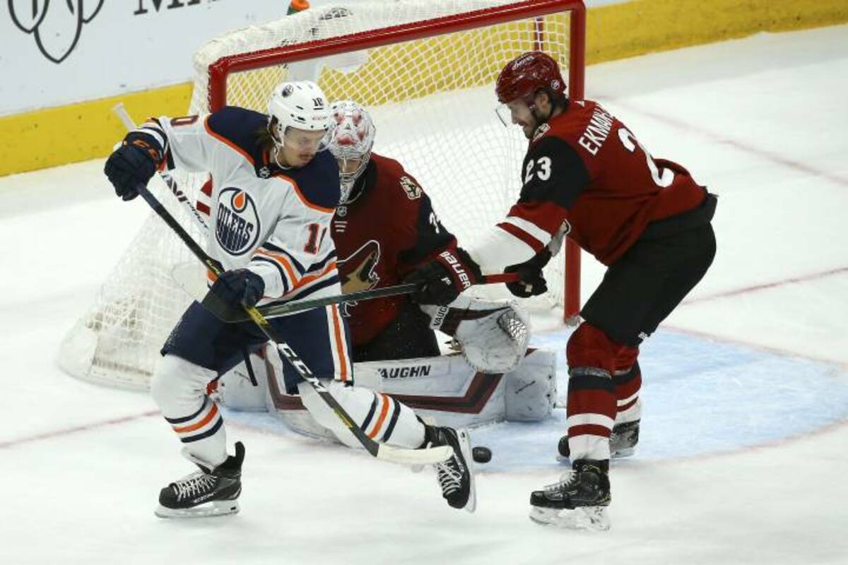 НХЛ: «Баффало» прерывает серию неудач и другие результаты (видео)