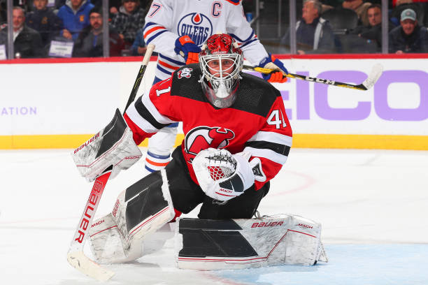 "Дэвилз" обыграли "Ойлерз" и одержали 13-ю победу подряд