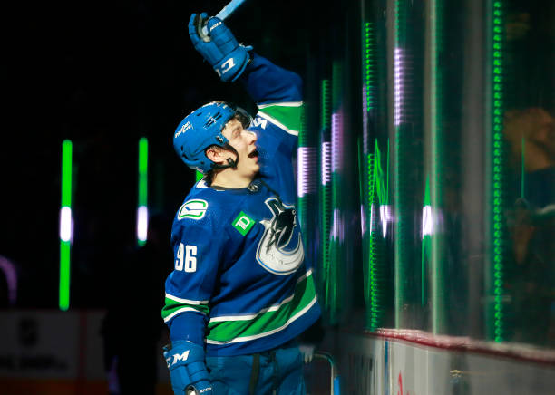 Кузьменко сделал хет-трик в матче а Анахаймом