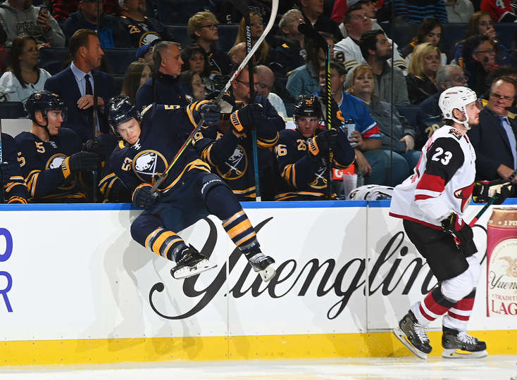 «Баффало» - «Аризона»: Койоты остановили победную поступь хозяев