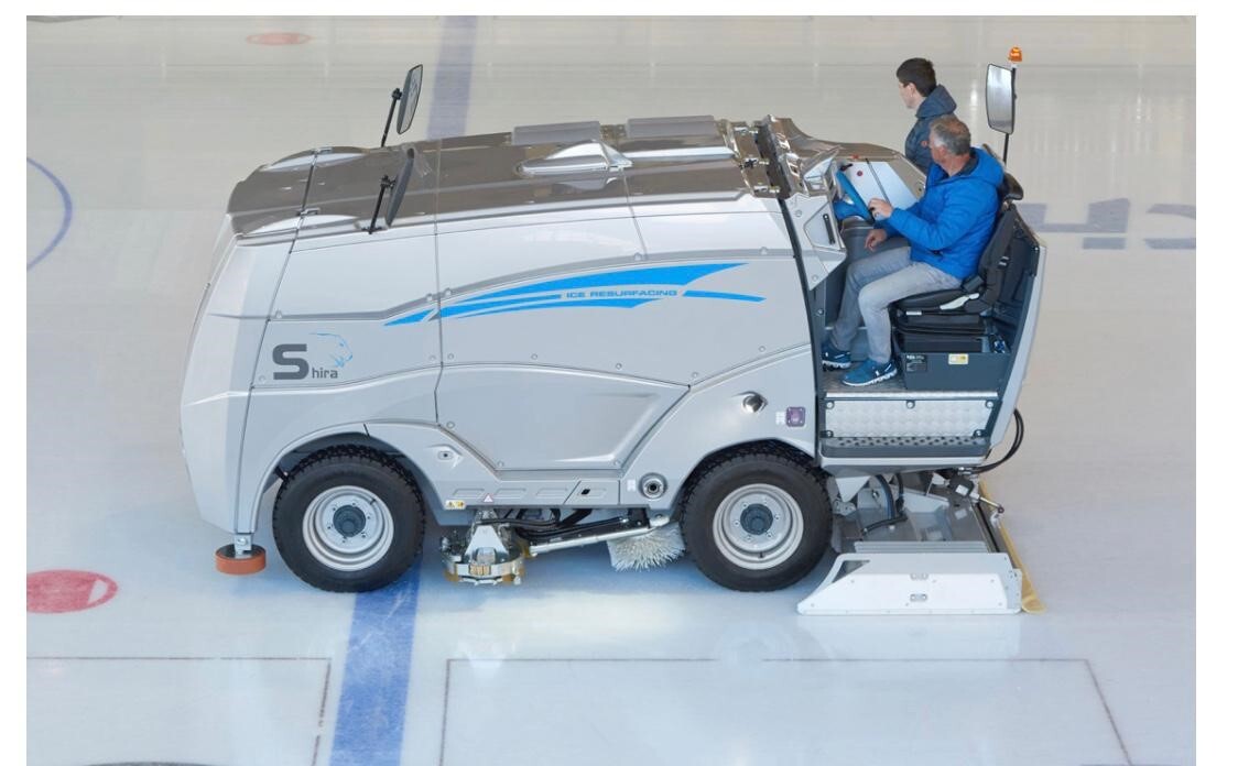 Кто и как наживается на реконструкции СК «Авангард»