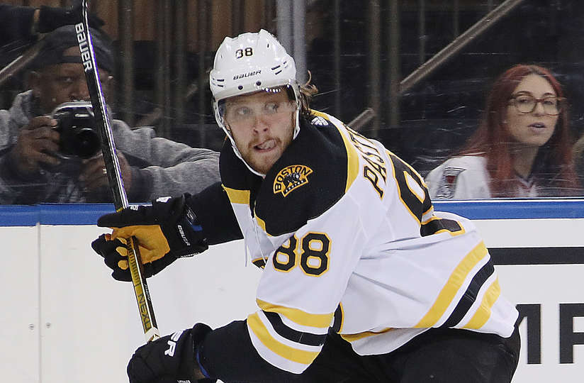 "Рейнджерс" - "Бостон" (4:7): хет-трик Бержерона, травма Зибанежада