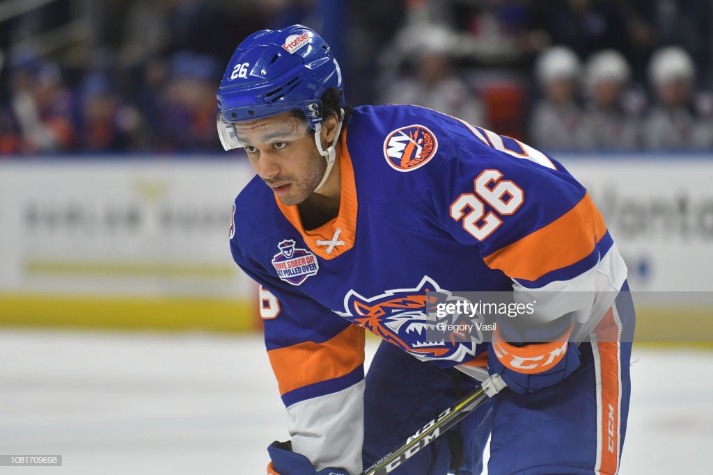 Хо-Санг возвращается в клуб АХЛ