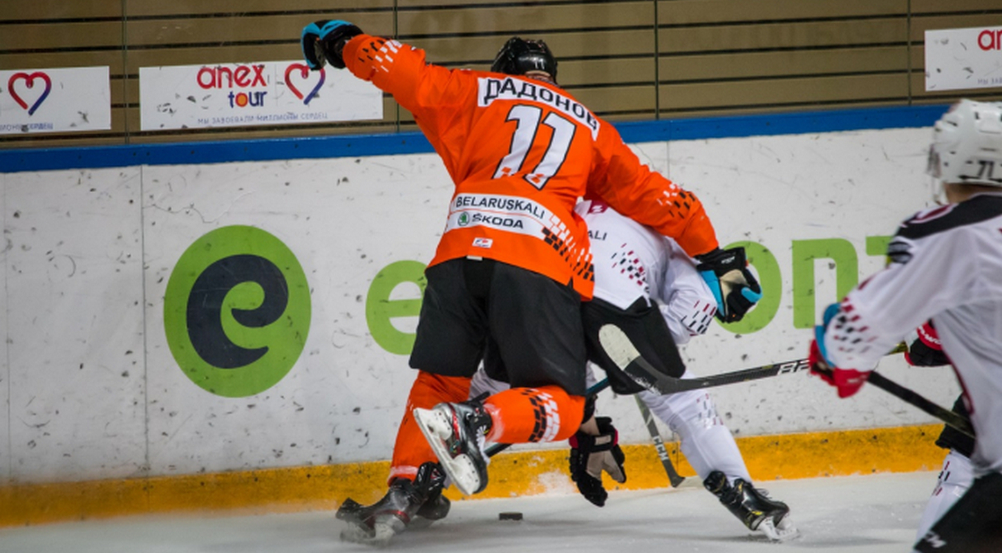 В белорусской экстралиге назревает сенсация (видео)
