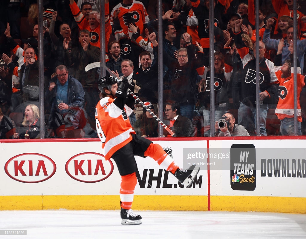 "Торонто" сохранил "Филадельфии" шансы на плей-офф