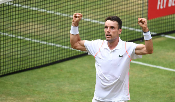 Галле. Баутиста Агут в двух сетах победил Медведева, Зверев сыграет против Бублика в полуфинале