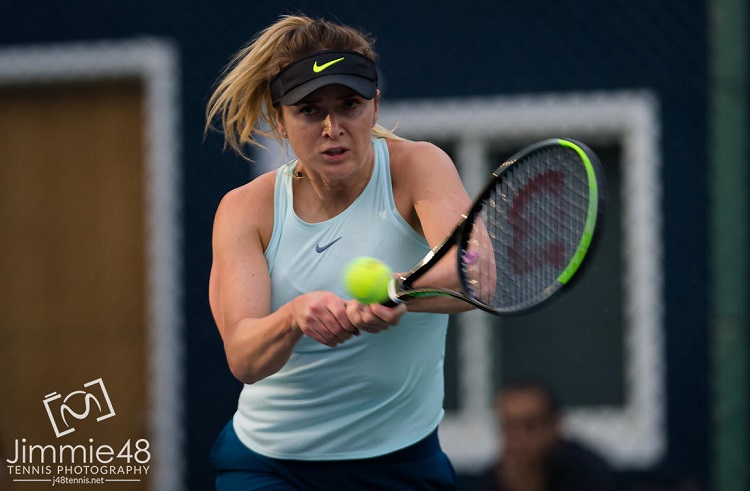 Элина Свитолина на тренировке перед началом турнира в Дубае Элина Свитолина на тренировке перед началом турнира в Дубае