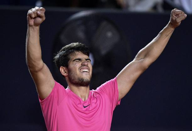 Рио-де-Жанейро. Алькарас в трех сетах победил Фоньини и продолжает защиту титула Рио-де-Жанейро. Алькарас в трех сетах победил Фоньини и продолжает защиту титула