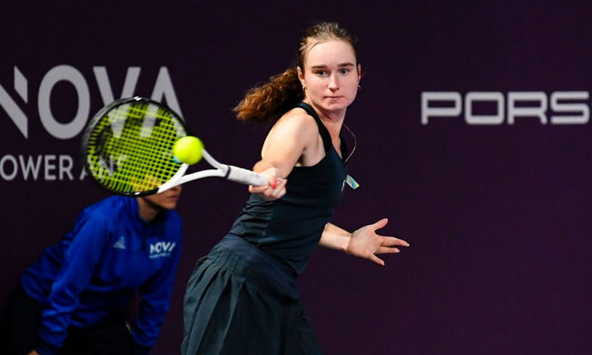 Глазго (W60). Снигур вышла в полуфинал после отказа соперницы в третьем сете