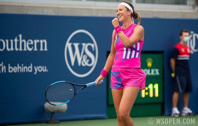 Нью-Йорк. Азаренко впервые победила Векич, Корне станет соперницей Кенин