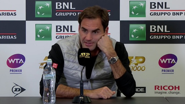 Роджер Федерер: "Я поскользнулся и повредил ногу, потому что линии на корте были мокрыми" Роджер Федерер: "Я поскользнулся и повредил ногу, потому что линии на корте были мокрыми"